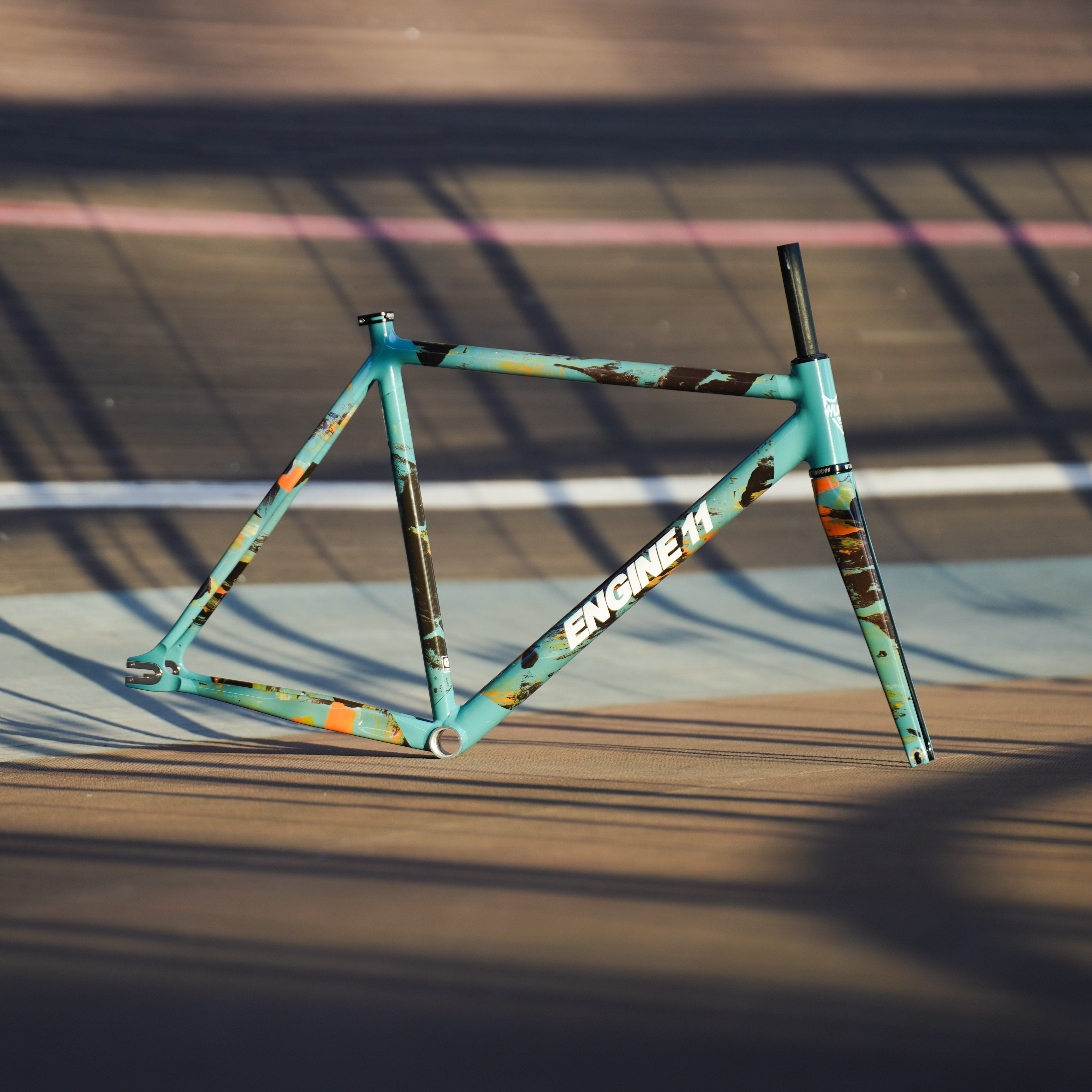 Engine11 x Hunterbros Crit-D Frameset – PIZZBIKES