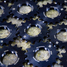 Load image into Gallery viewer, Rinpoch RG3130 &quot;Fin&quot; field flywheel