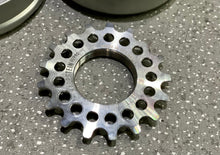 Load image into Gallery viewer, Single speed steel gear for flywheel of dead flying bicycle in kappstein field, Germany