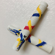 Load image into Gallery viewer, JAPAN STRONG V GRIP   SOYO GRIP