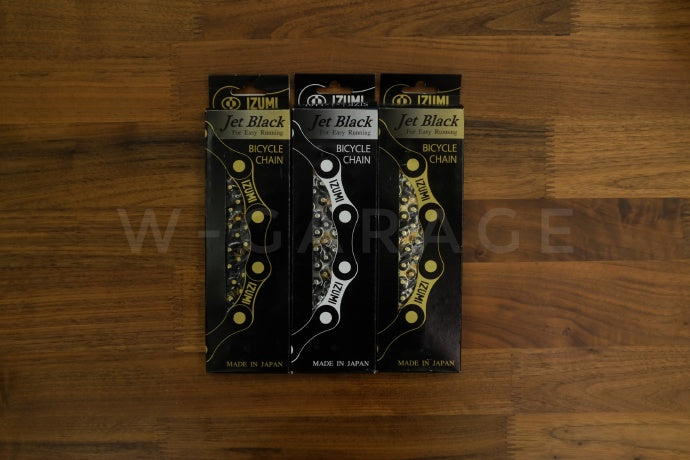 Izumi   NJS black gold chain